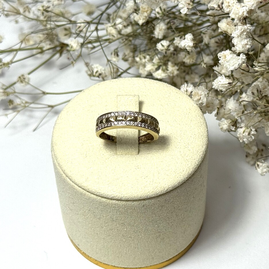 Złoty pierścionek p.585/2,33g